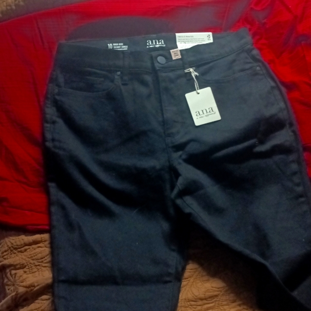 Black Skinny Jeans